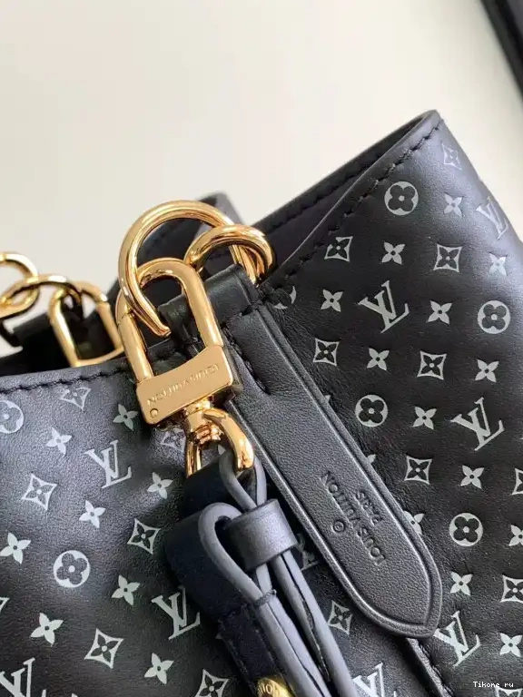 Cheap BB LOUIS VUITTON NÉONOÉ 0624